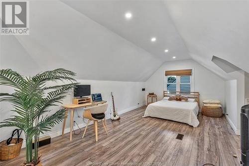 2584 Chilver Road, Windsor, ON - Indoor Photo Showing Bedroom