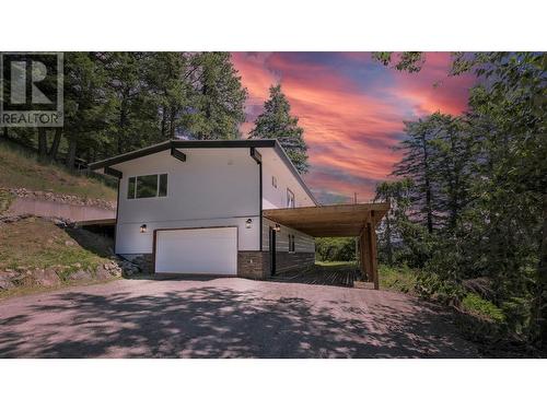 7990 Sun Valley Road, Kelowna, BC - Outdoor