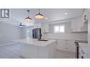 7990 Sun Valley Road, Kelowna, BC  - Indoor Photo Showing Kitchen With Upgraded Kitchen 