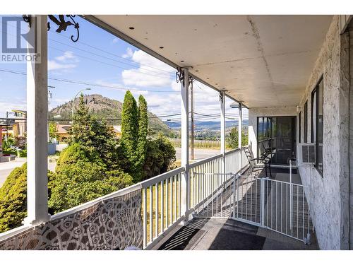 950 Stuart Road, West Kelowna, BC - Outdoor With Exterior