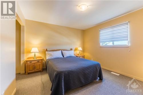 Lakeside House - 3 Bedrooms - 5253 Calabogie Road, Calabogie, ON - Indoor Photo Showing Bedroom