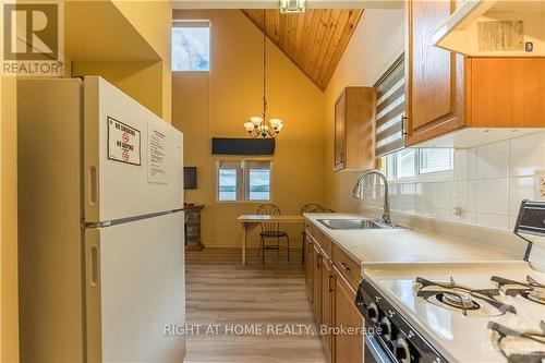 5253 Calabogie Road, Greater Madawaska, ON - Indoor Photo Showing Kitchen