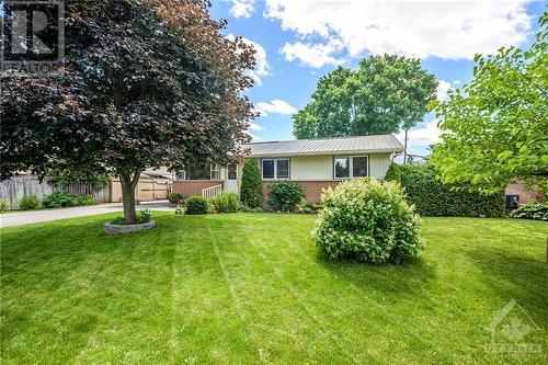 4 Kimberley Road, Ottawa, ON - Outdoor