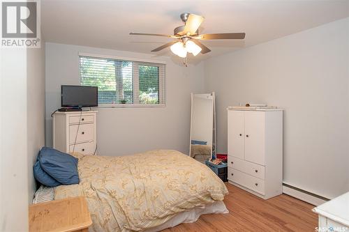 1 4 Neill Place, Regina, SK - Indoor Photo Showing Bedroom