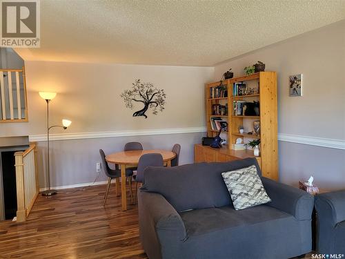 158 Highlands Crescent, Saskatoon, SK - Indoor Photo Showing Living Room
