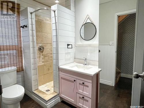 507 1St Street E, Meadow Lake, SK - Indoor Photo Showing Bathroom
