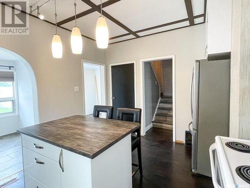 507 1St Street E, Meadow Lake, SK - Indoor Photo Showing Kitchen