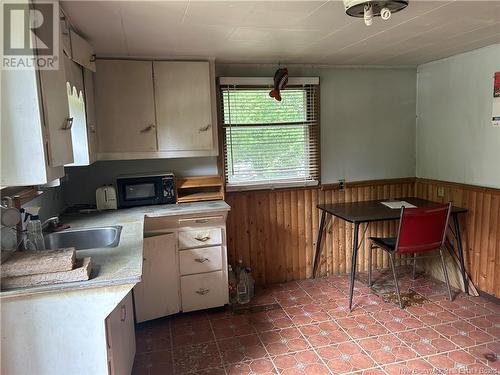 35 Pleasant Street, Doaktown, NB - Indoor Photo Showing Kitchen