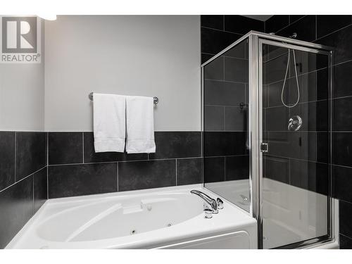 136 Front Street Unit# 311, Penticton, BC - Indoor Photo Showing Bathroom