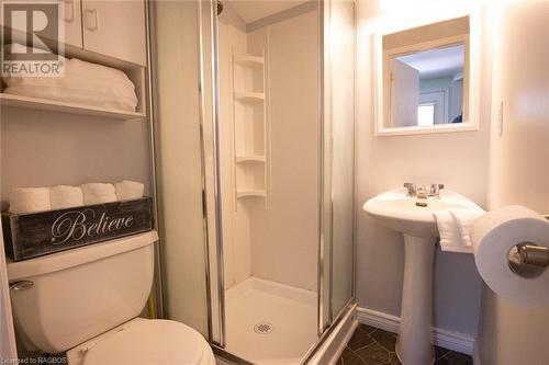 313 Balmy Beach Road, Georgian Bluffs, ON - Indoor Photo Showing Bathroom