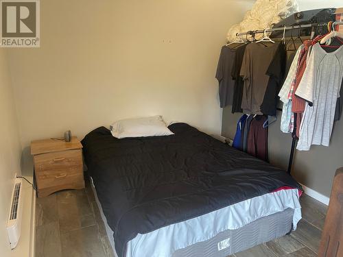 7818 Sage Drive, Coldstream, BC - Indoor Photo Showing Bedroom