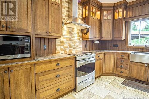 4 Blue Jay Court, Hanwell, NB - Indoor Photo Showing Kitchen