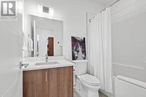 1662 Pritchard Drive, West Kelowna, BC - Indoor Photo Showing Bathroom