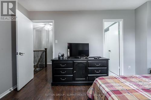 88 Dawson Crescent, Brampton, ON - Indoor Photo Showing Bedroom