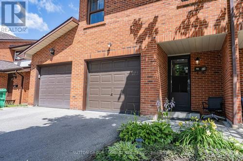 88 Dawson Crescent, Brampton, ON - Outdoor With Exterior