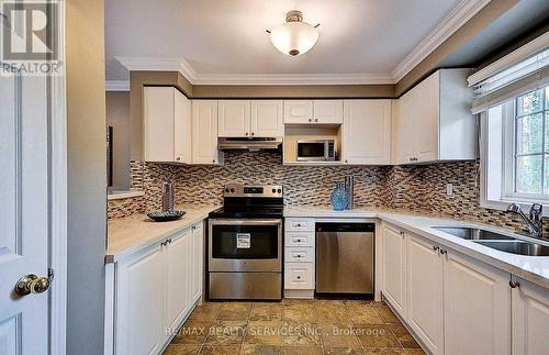 19 - 4950 Rathkeale Road, Mississauga, ON - Indoor Photo Showing Kitchen With Stainless Steel Kitchen With Double Sink With Upgraded Kitchen