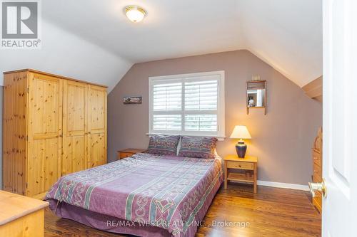 936 Dormer Street, Mississauga, ON - Indoor Photo Showing Bedroom