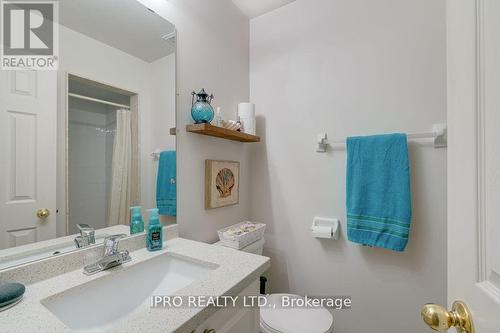 126 - 50 Strathhaven Drive, Mississauga, ON - Indoor Photo Showing Bathroom