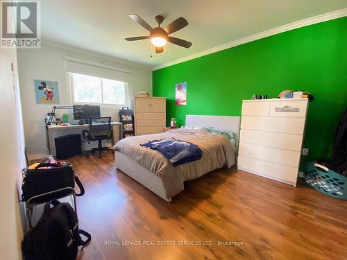 2516 Brasilia Circle, Mississauga, ON - Indoor Photo Showing Bedroom