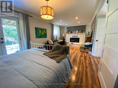 2516 Brasilia Circle, Mississauga, ON - Indoor Photo Showing Bedroom With Fireplace