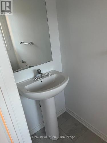 59 Lincoln Drive, Belleville, ON - Indoor Photo Showing Bathroom