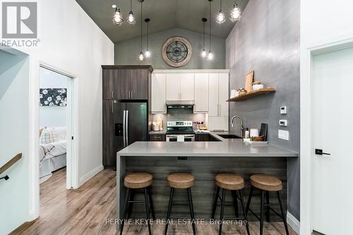 1 - 24 Ruby Lane, Huntsville, ON - Indoor Photo Showing Kitchen With Upgraded Kitchen