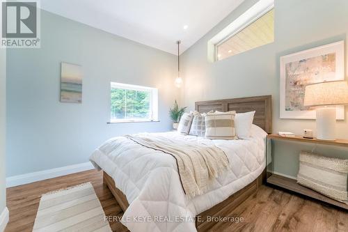 1 - 24 Ruby Lane, Huntsville, ON - Indoor Photo Showing Bedroom