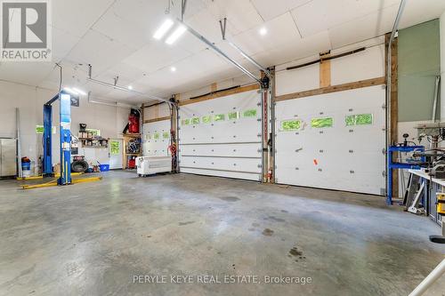 1 - 24 Ruby Lane, Huntsville, ON - Indoor Photo Showing Garage