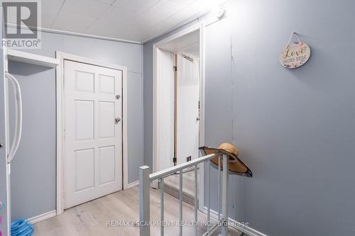 25 Albion Street, Brantford, ON - Indoor Photo Showing Other Room