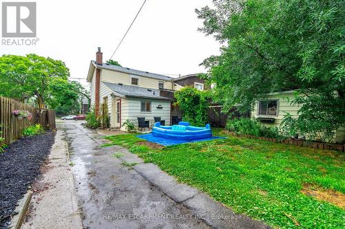 25 Albion Street, Brantford, ON - Outdoor