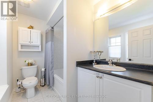 7724 Sycamore Drive, Niagara Falls, ON - Indoor Photo Showing Bathroom