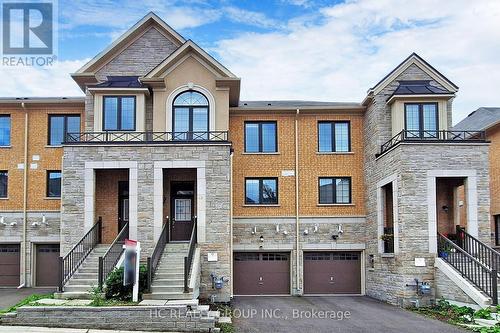 43 Milbourne Lane, Richmond Hill, ON - Outdoor With Facade