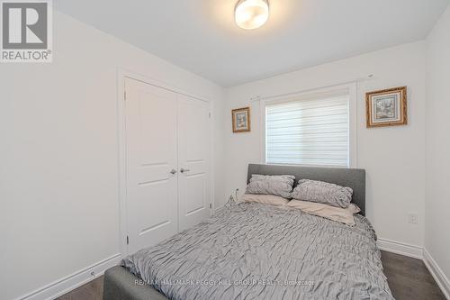 1973 Boyes Street, Innisfil, ON - Indoor Photo Showing Bedroom