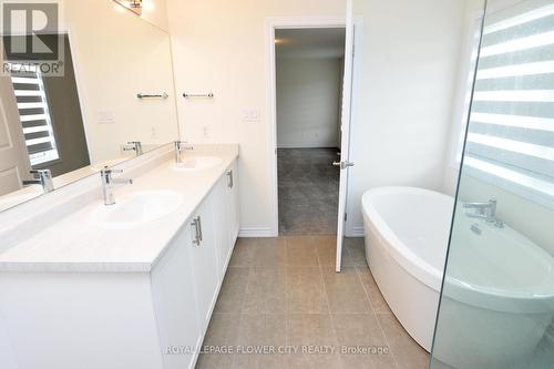 20 Simona Avenue, Wasaga Beach, ON - Indoor Photo Showing Bathroom