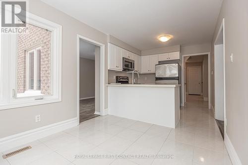 264 Hickling Trail, Barrie, ON - Indoor Photo Showing Kitchen