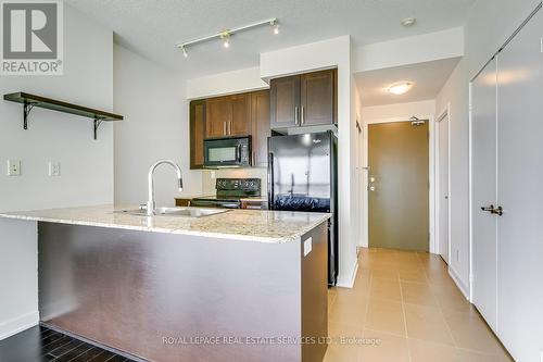 903 - 4065 Brickstone Mews, Mississauga, ON - Indoor Photo Showing Kitchen