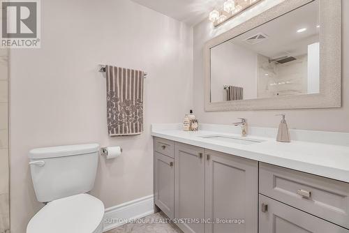 1204 - 2185 Marine Drive, Oakville, ON - Indoor Photo Showing Bathroom