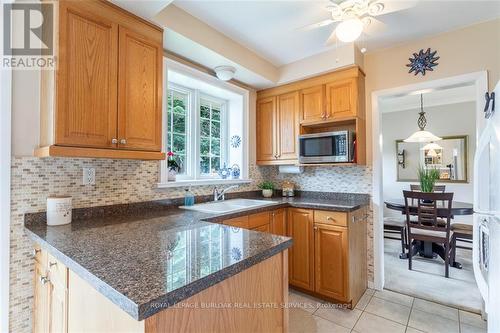 1179 Sixth Line, Oakville, ON - Indoor Photo Showing Kitchen