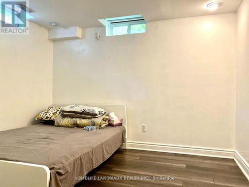 2115 Eighth Line, Oakville, ON - Indoor Photo Showing Bedroom