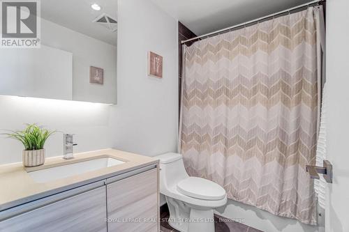 910 - 20 Minowan Miikan Lane, Toronto, ON - Indoor Photo Showing Bathroom