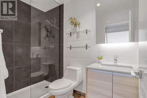 910 - 20 Minowan Miikan Lane, Toronto, ON - Indoor Photo Showing Bathroom