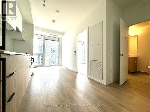 2102 - 82 Dalhousie Street, Toronto, ON - Indoor Photo Showing Other Room