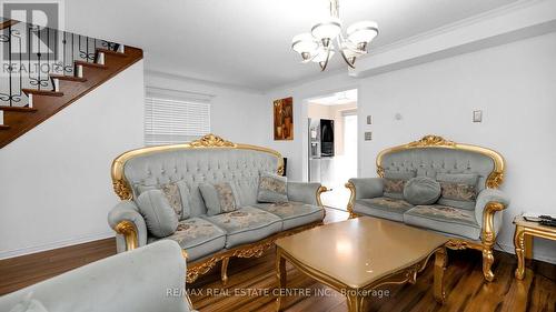 21 Roadmaster Lane, Brampton, ON - Indoor Photo Showing Living Room