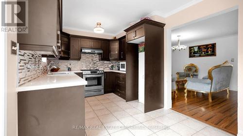 21 Roadmaster Lane, Brampton, ON - Indoor Photo Showing Kitchen