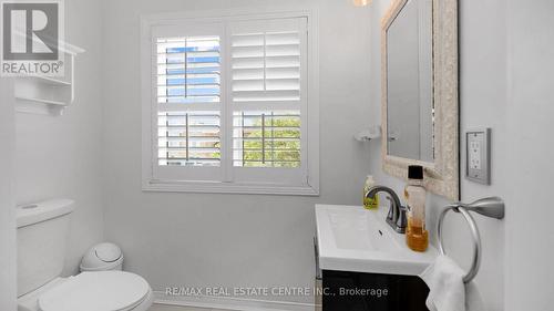 21 Roadmaster Lane, Brampton, ON - Indoor Photo Showing Bathroom