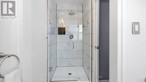 21 Roadmaster Lane, Brampton, ON - Indoor Photo Showing Bathroom