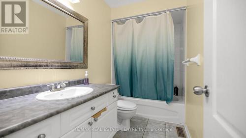 21 Roadmaster Lane, Brampton, ON - Indoor Photo Showing Bathroom