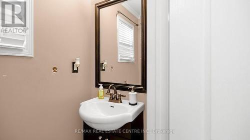 21 Roadmaster Lane, Brampton, ON - Indoor Photo Showing Bathroom