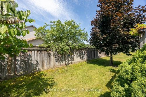 9 - 19 Niagara Drive, Oshawa, ON - Outdoor