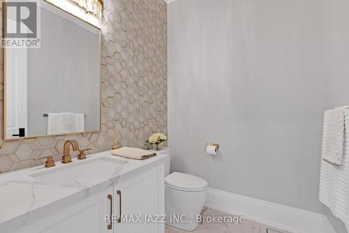 60 Varcoe Road, Clarington, ON - Indoor Photo Showing Bathroom